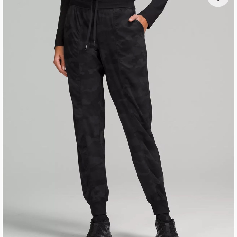 Dance Studio Mid-Rise Jogger Full Length